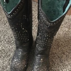 Cowboy boots