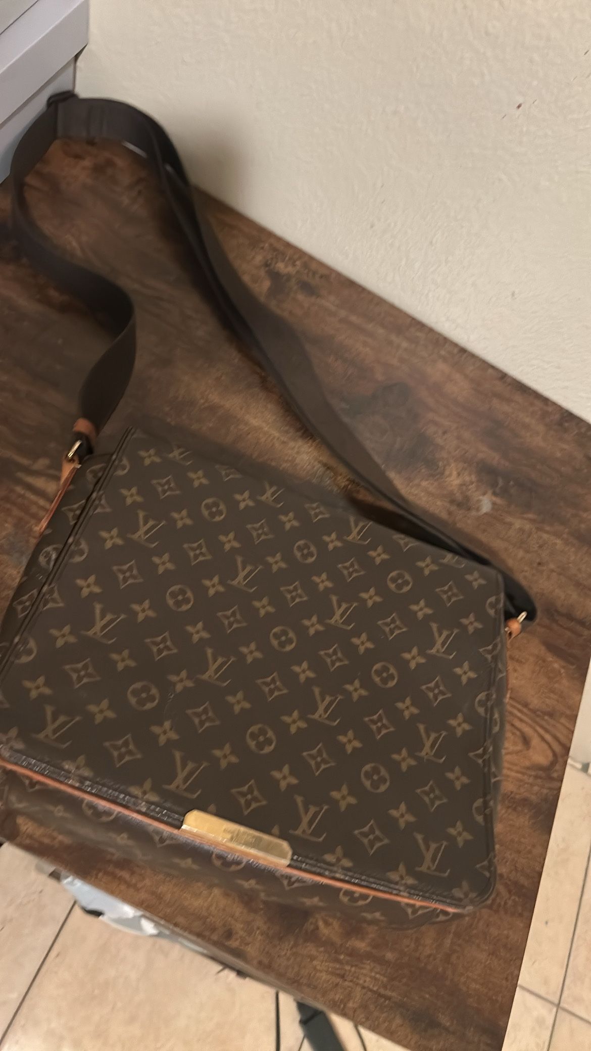Louis Vuitton Monogram Abbess Brown Messenger Bag Crossbody