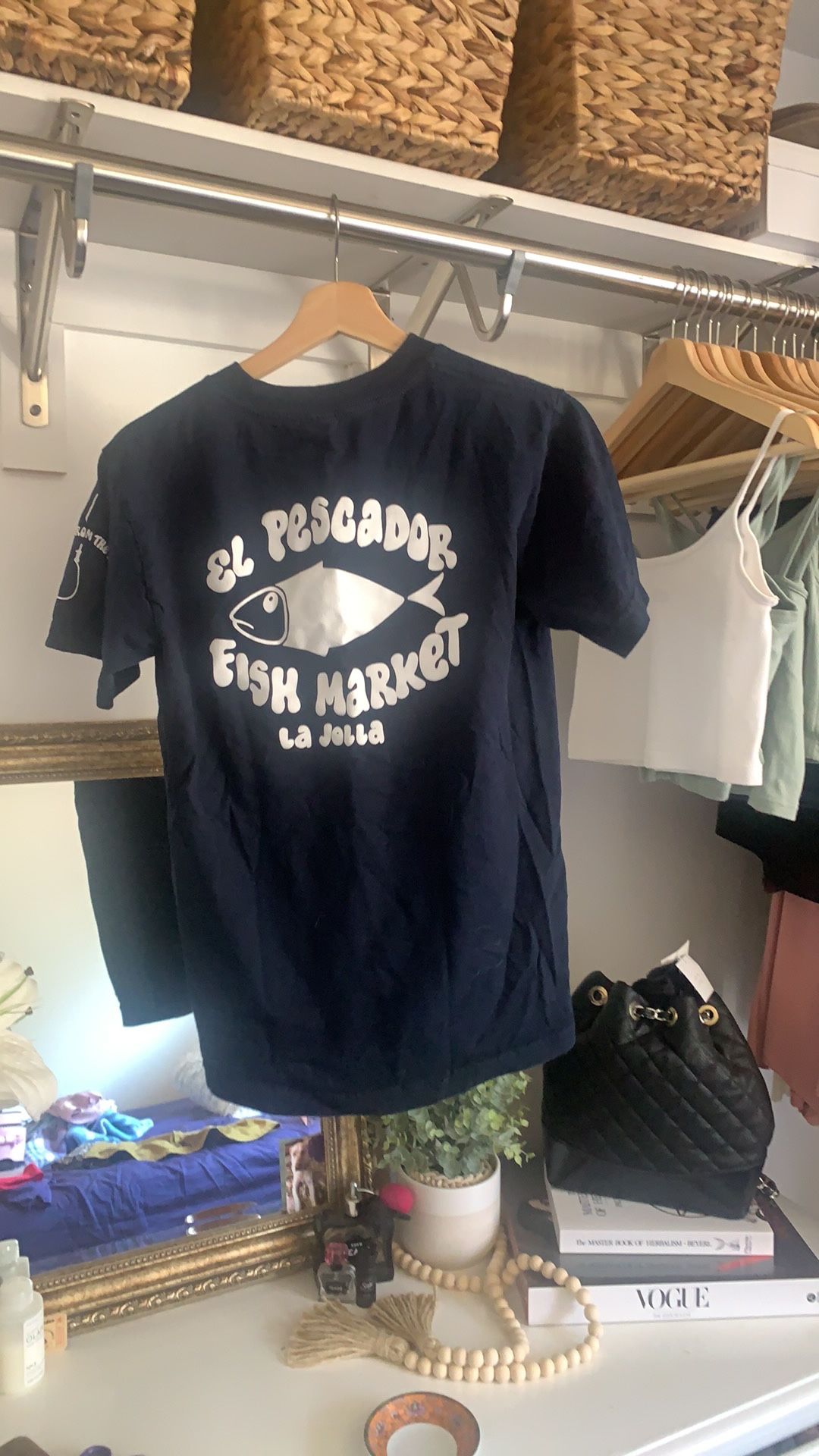 El Pescador Fish Market Shirts