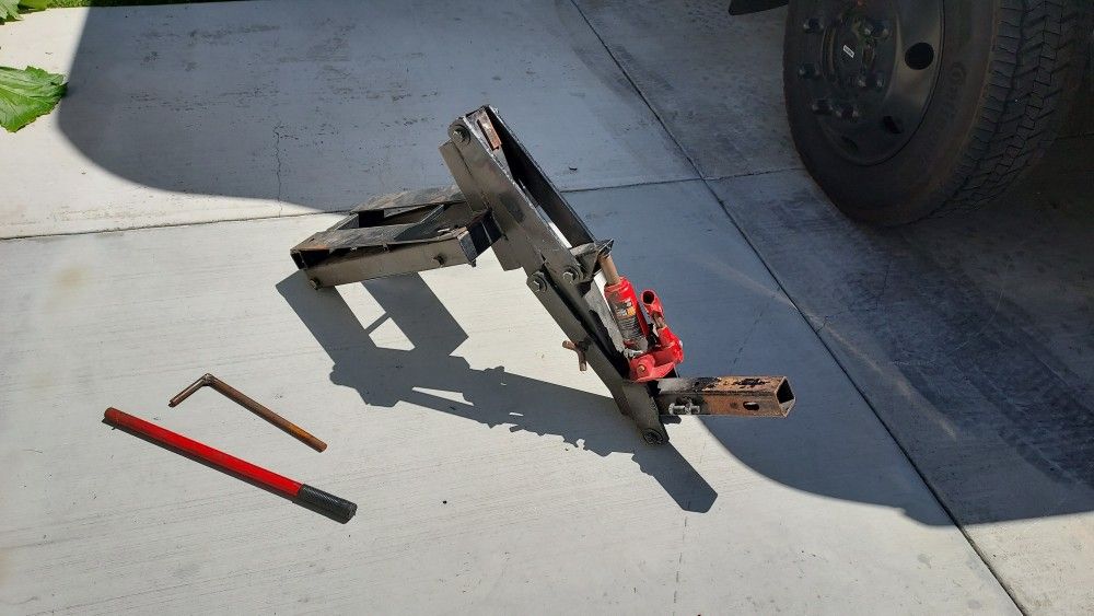 Moto Jack rack motorcycle carrier