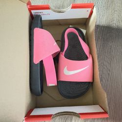 Selling For Bundles 5PCS 👟