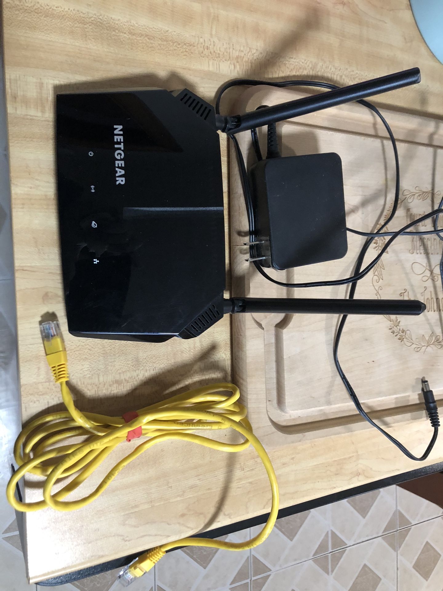 Netgear AC 1200 WiFi Router Model R6120