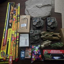 Reptile/Bird Supply Lot