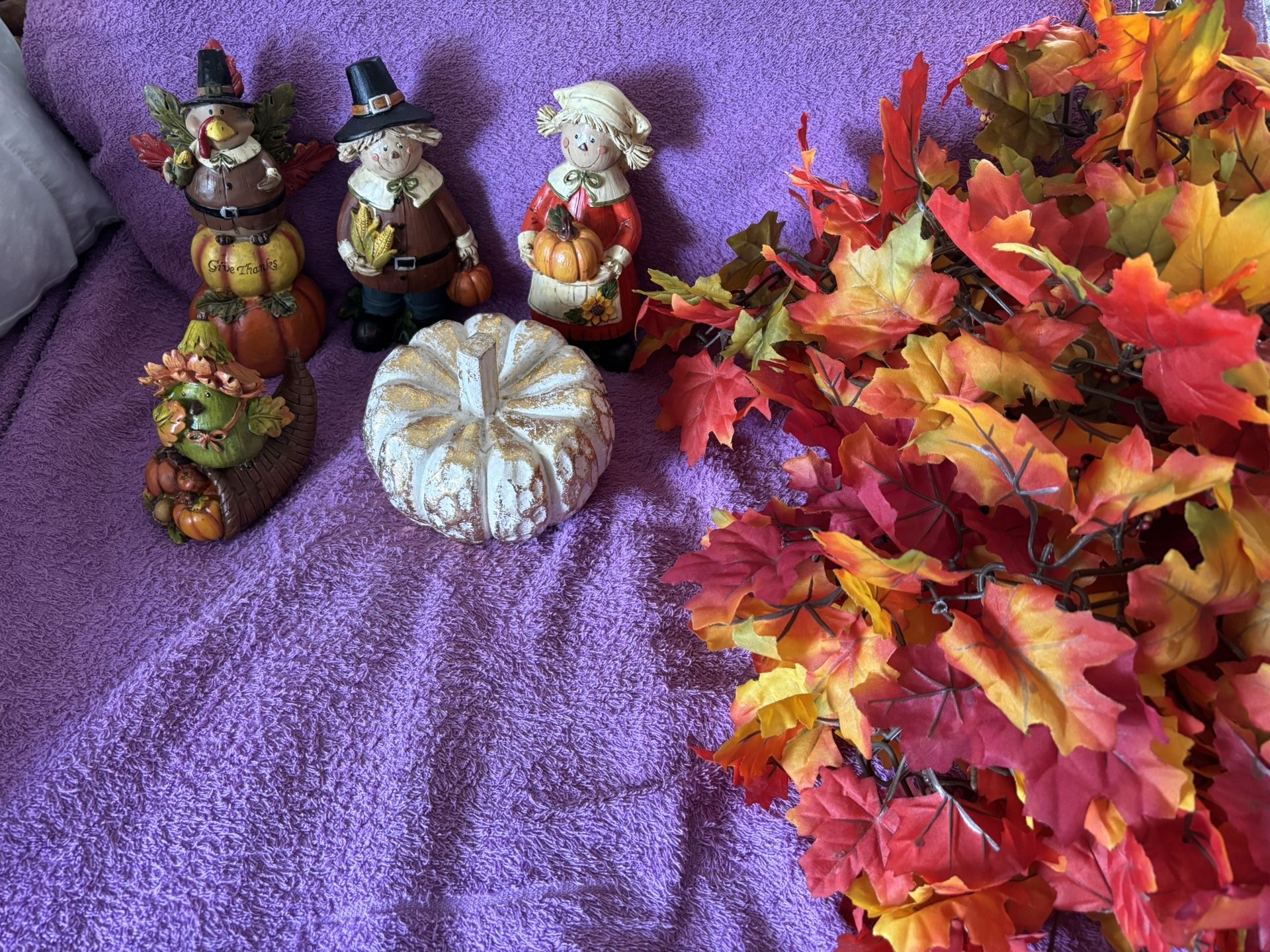 Fall/Thanksgiving decor