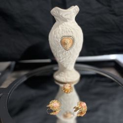 Get Ready For Christmas With This Unique One Of A Kind Set 