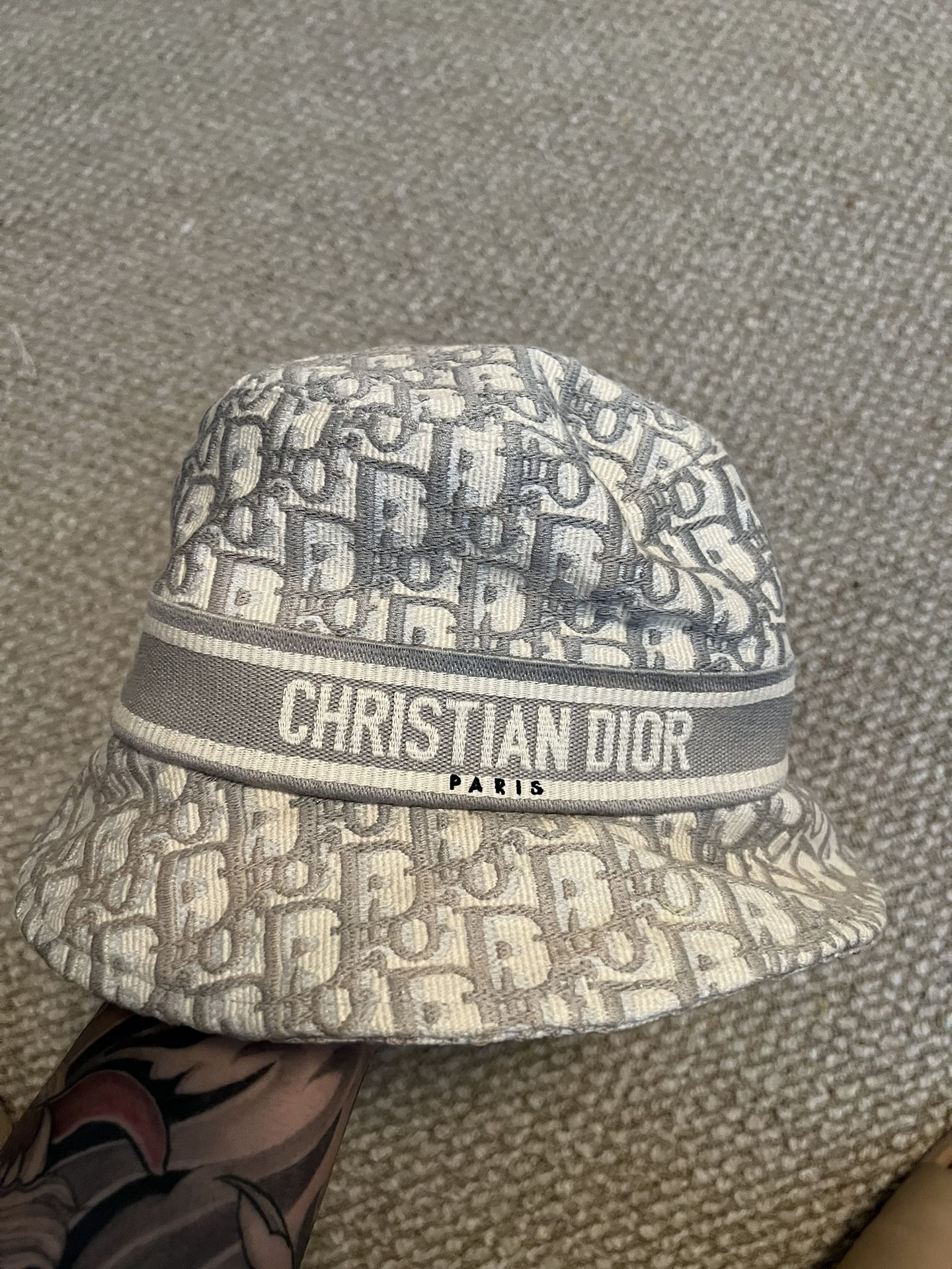 Dior Bucket Hat oblique beige size 58
