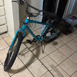 Specialized  BMX BIKE RETAIL 600-700$