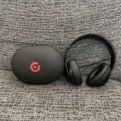 Beats Wireless Headphones Studio3