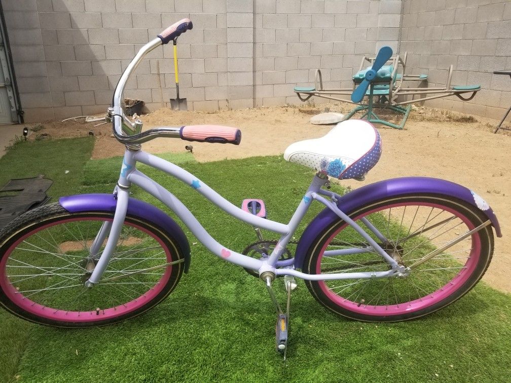24 Inch Huffy Beach Cruiser - Hello Kitty