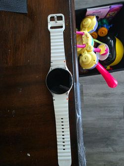 Samsung Galaxy Watch with White Band