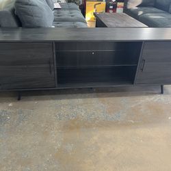 Bulhray 70” Tv Stand 
