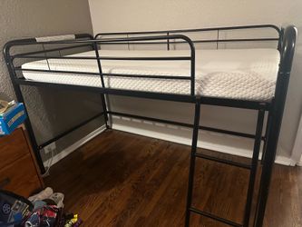 Twin size junior loft bed