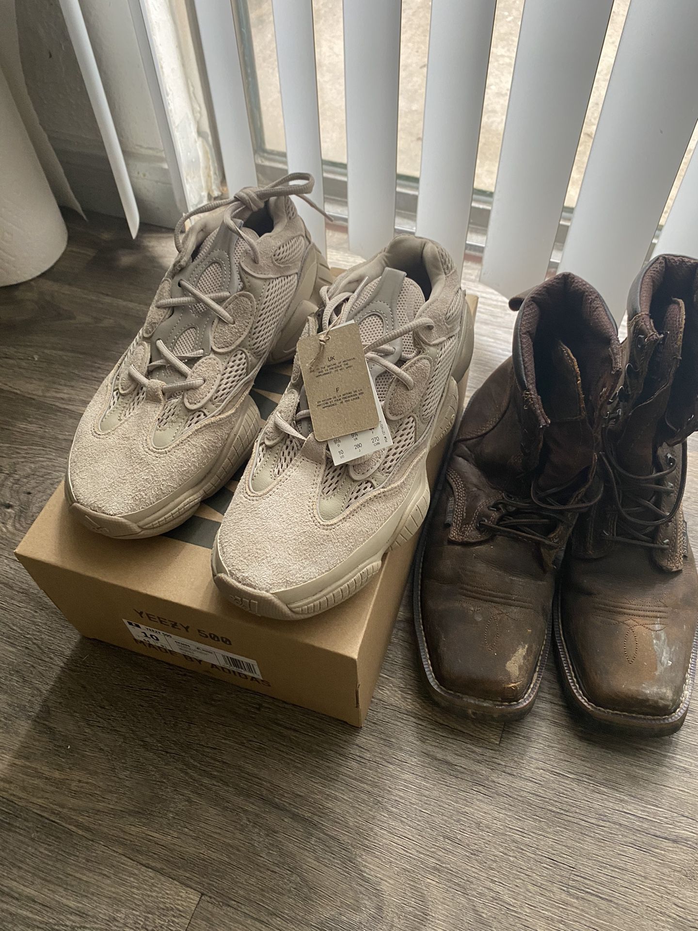 Rund defile gravid Steel Toe Boots And Yeezy 500 For Sale Both Size 10 for Sale in Houston, TX  - OfferUp