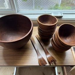 Vintage Teak Wood Salad Serving Set – 9-Piece Handmade Bowl & Tongs Set – Mid-Century Thailand
