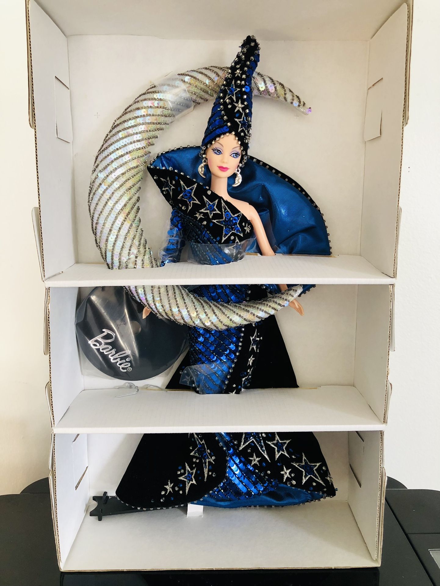 Bob Mackie ‘1996’ Moon Goddess Collectors Barbie. Mint Condition…$50