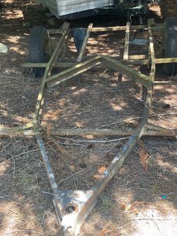 Free - trailer base