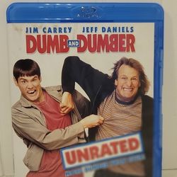 $5 BLU RAY MOVIE. DUMB AND DUMBER. BLU RAY ONLY. NO DIGITAL. $5 OR TRADE FOR A MOVIE TITLE I DO NOT ALREADY OWN.