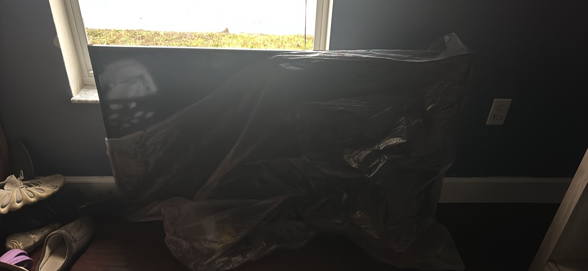 55 inch hitachi TV