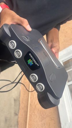 Nintendo 64 with cart has 100 games !!