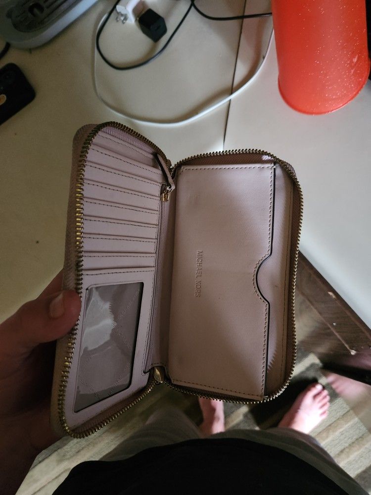 Micheal Kors 