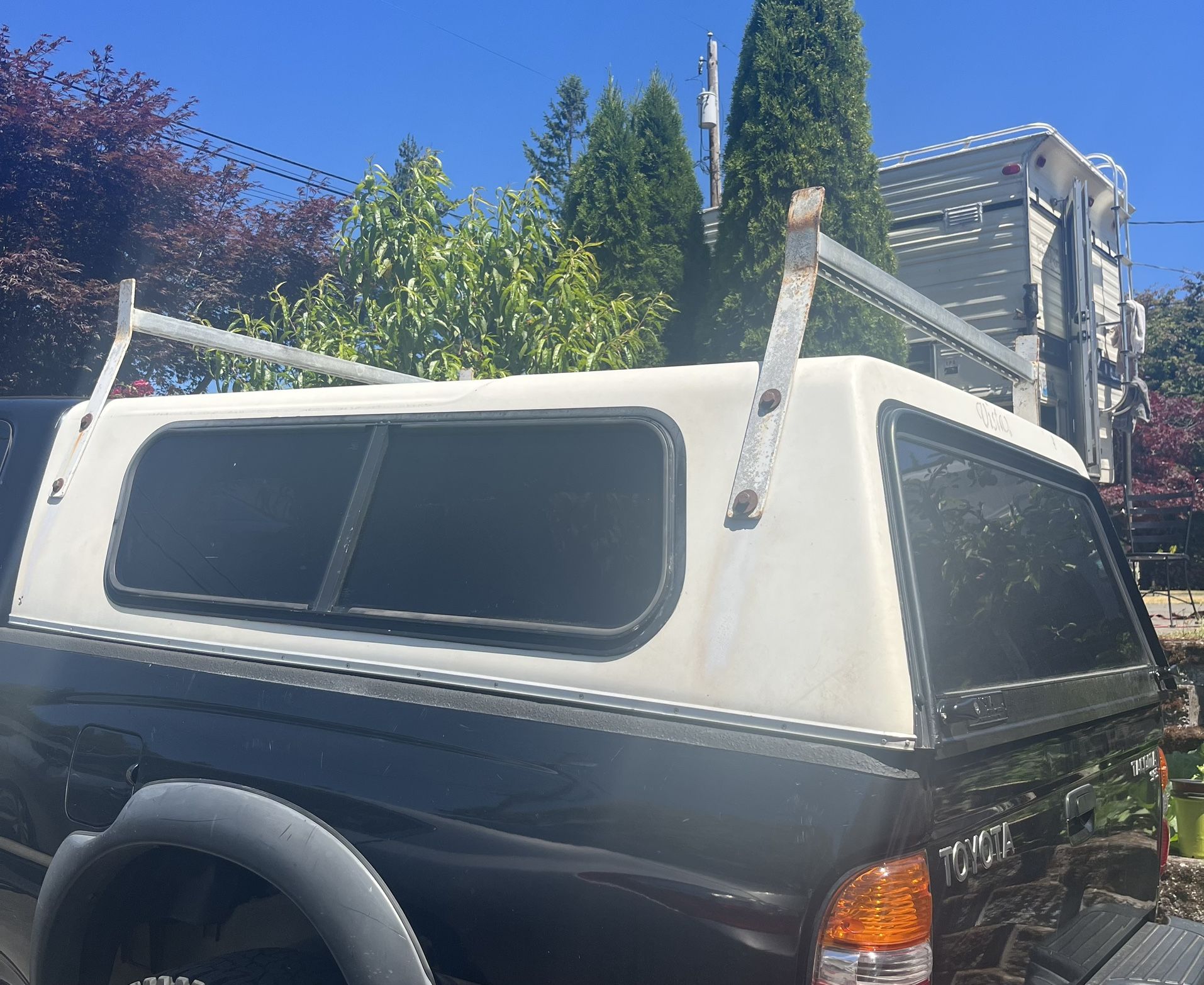 Camper For Toyota Tacoma 2003