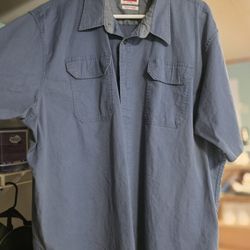 Name Brand Man's Shirts 2xL