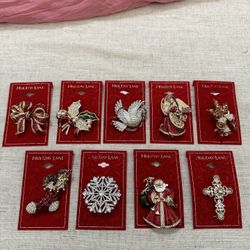 Holiday Lane Brooch’s 