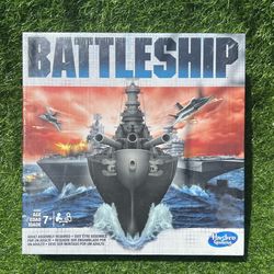 NIP Hasbro Gaming Battleship Classic Board Game Strategy Game Ages 7+