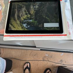 Dell Latitude 7200 2-in-1 Touchscreen Tablet Laptop 12.3” Detachable Windows