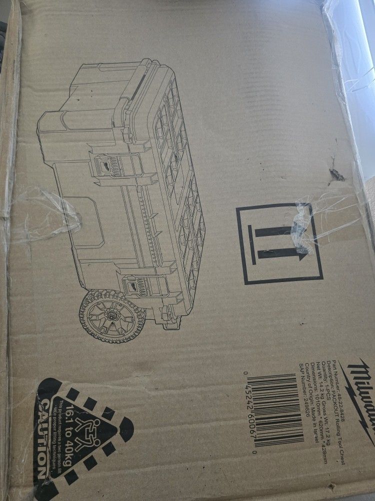 Milwaukee Packout Rolling Tool Chest