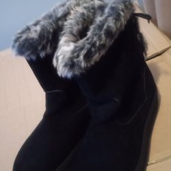 Winter Items Available each at a Different Price, Lmk which one you're Interested In Buying 