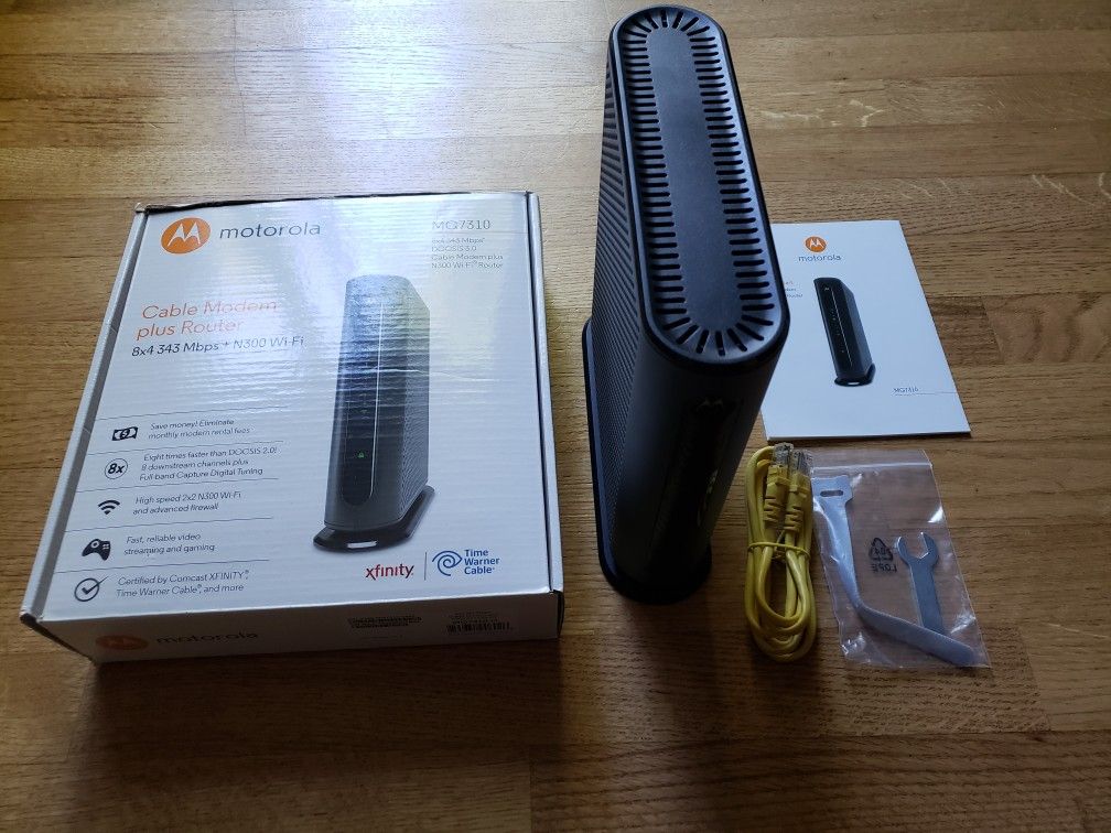 Motorola MG7310 Cable Modem & N300 Wi-Fi Router DOCSIS 3.0 Xfinity/Comcast/Time Warner
