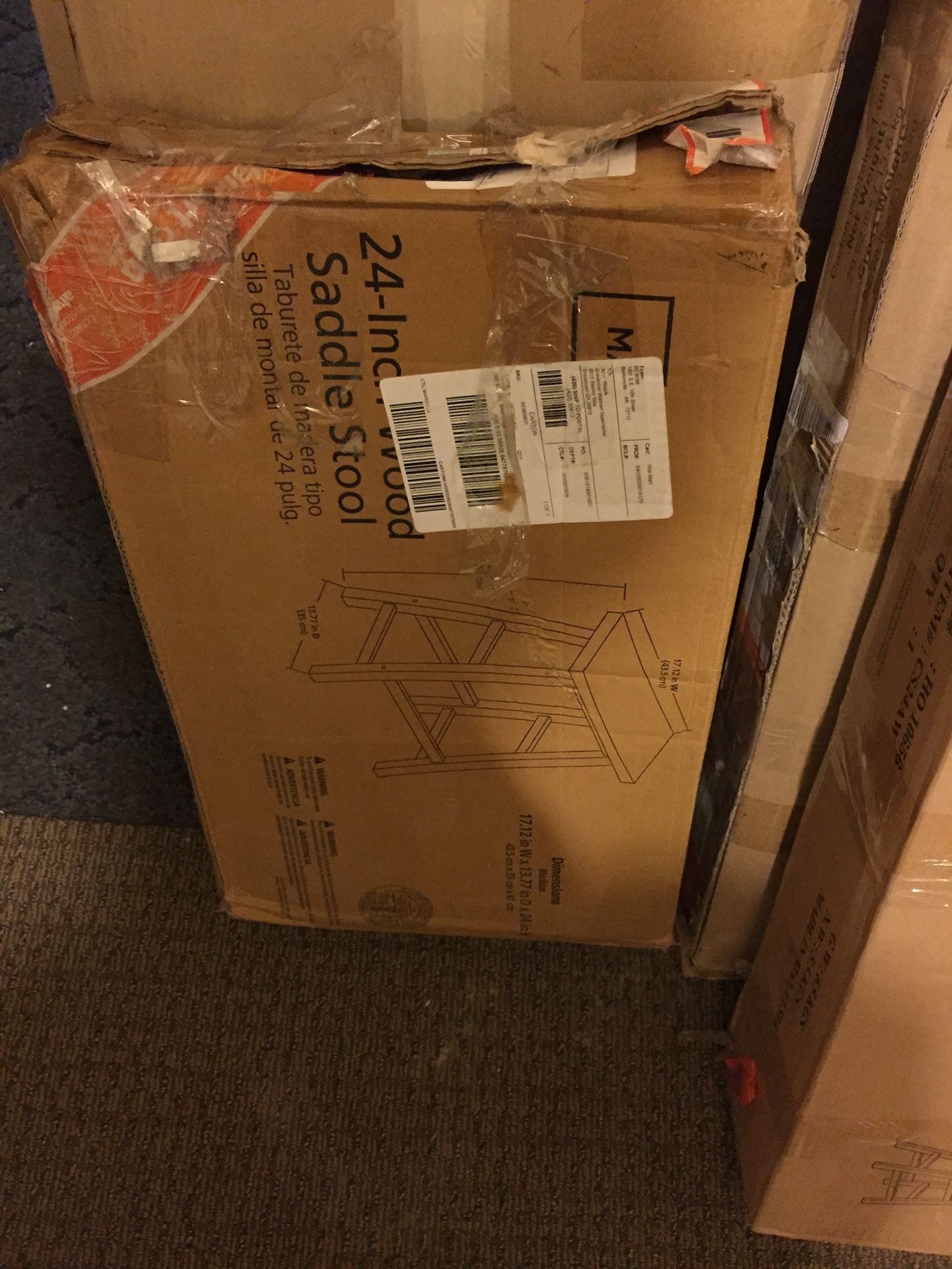 Wood saddle stool