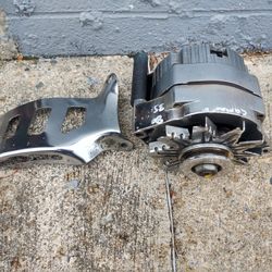 1981  Chrome Alternator  And  Bracket 