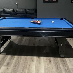 Pool Table H 31.5 W83.5 D 44.5
