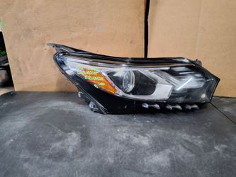 2018 2019 2020 2021 CHEVROLET EQUINOX RIGHT HEADLIGHT OEM USED #11661