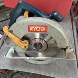Ryobi Saw