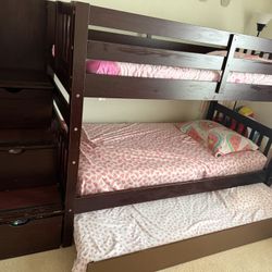 Bunk Bed With Trundle In Good Condition 