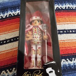 Elvis nutcracker 