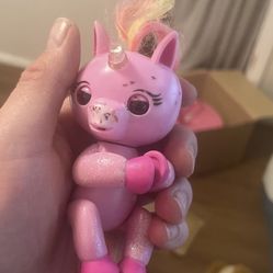 4 fingerlings only played with a handful of times.  They speak and eyes glow 2 go around your finger, and one on your wrist then a fingerling that mov