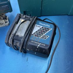 Makita Battery Charger