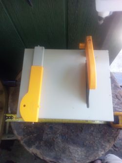 Lite rock  saw