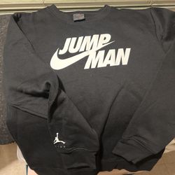 Boys Size 12-13 Jordan Pullover Sweater