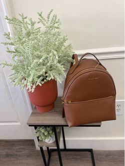 Pretty Michael Kors ! Brand new ( ask for price)