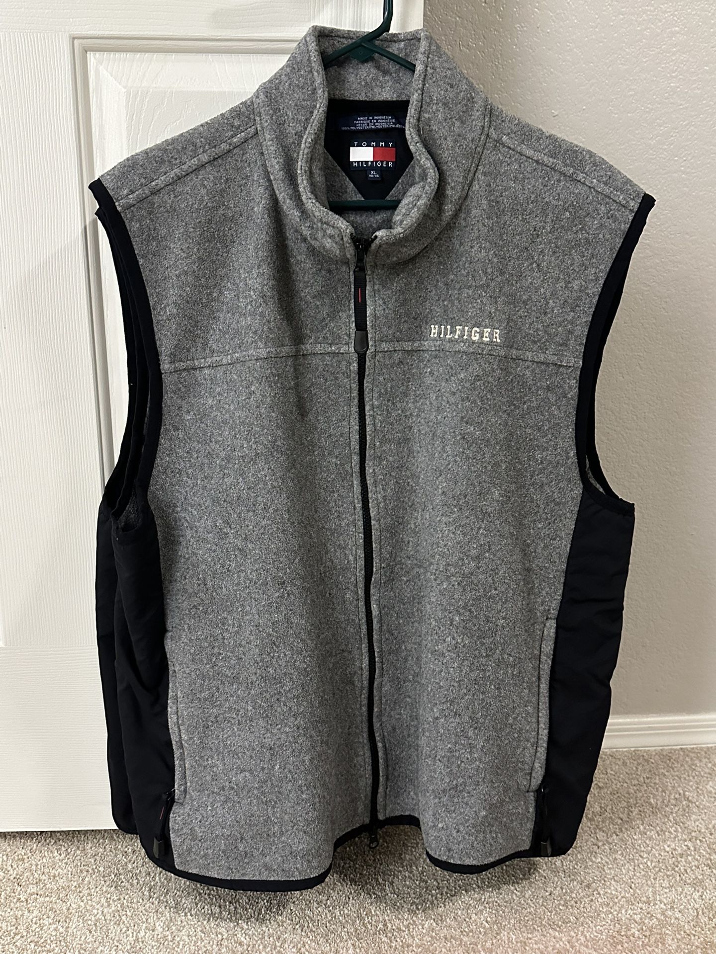 2 Vtg Tommy Hilfiger Fleece Vest Jacket Logo Men's Size XL