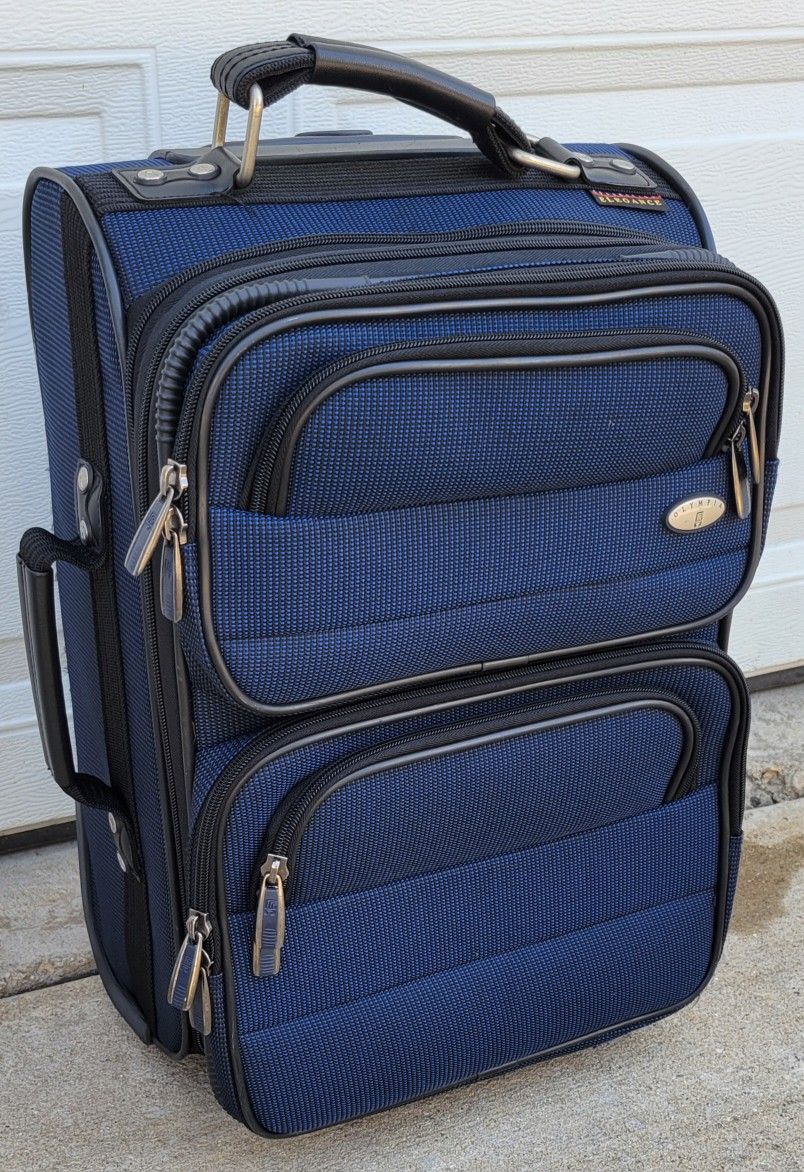 Suitcase luggage 18". Carry-on. Softside