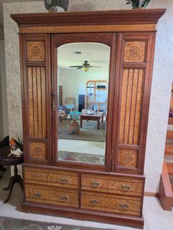 Armoire