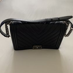 Chanel Hand Bag Boy Bag for Sale in Katy, TX - OfferUp