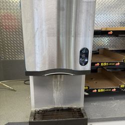 Crushed Ice Machine
