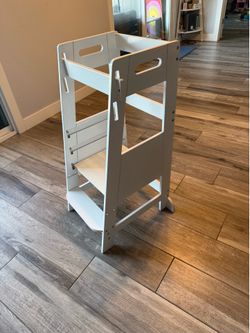 Toddler step up stool